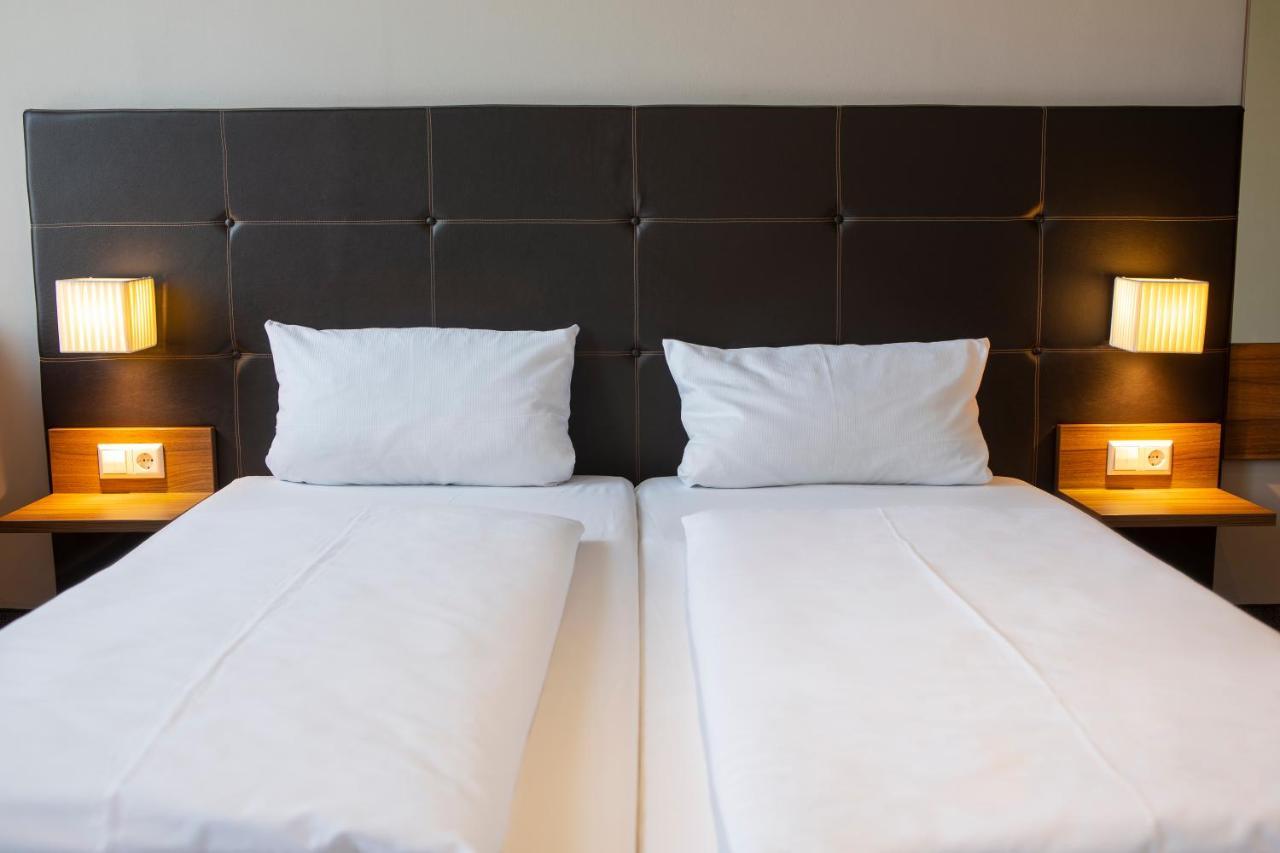 Joesepp'S Hotel Am Schweizerberg Memmingen Luaran gambar