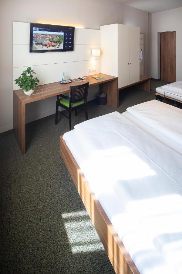 Joesepp'S Hotel Am Schweizerberg Memmingen Luaran gambar