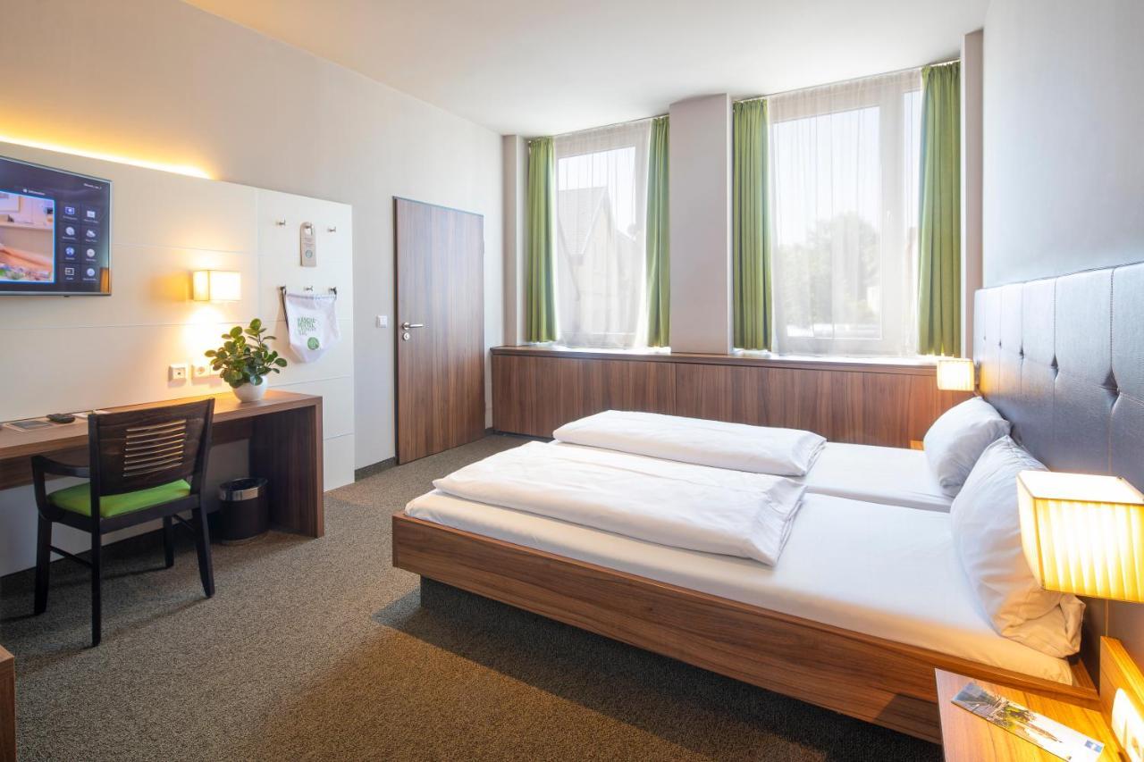Joesepp'S Hotel Am Schweizerberg Memmingen Luaran gambar